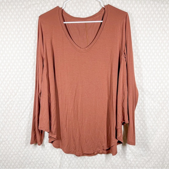 Lululemon Brown Long Sleeve Flowy Scoop Neck Top - Picture 1 of 5